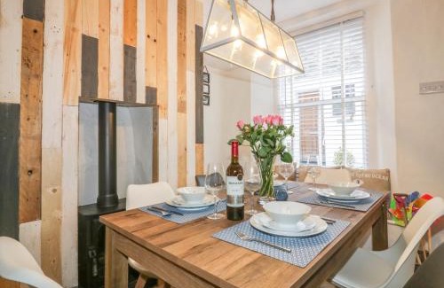 Mevagissey House | Harbour Retreat