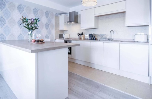 Milford Haven Apartment | Harbour View - 2 Bedroom Apartment - Milford Haven