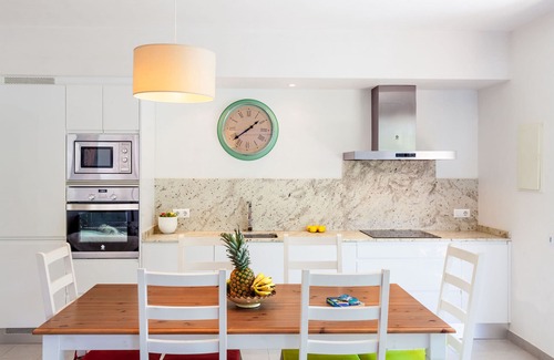 Cala Figuera Apartment | Harbour View 2 Holiday Apartment by the Sea in a Lively Fishing Village in Cala Figuera