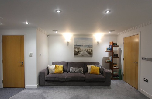 Poole House | Harbour View contemporary townhouse with spectacular sea views