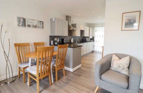 Porthmadog House | HARBOUR VIEW, pet friendly, country holiday cottage in Porthmadog