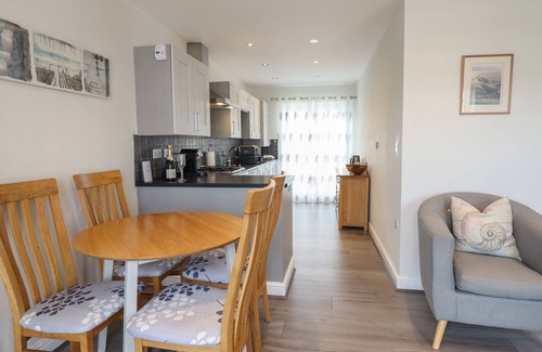 Porthmadog House | HARBOUR VIEW, pet friendly, country holiday cottage in Porthmadog