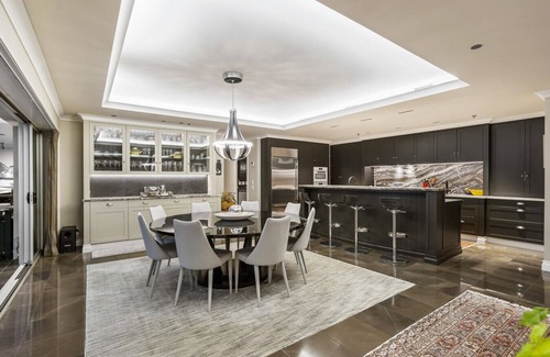Auckland Central Business District Apartment | Harbourside Masterpiece