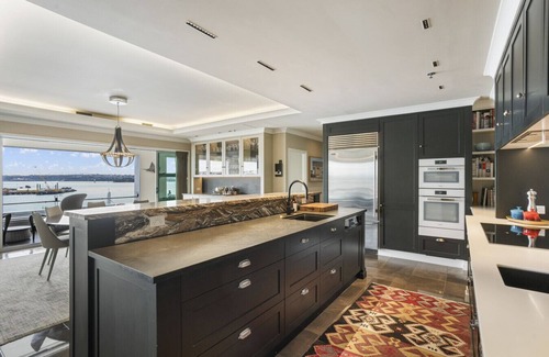 Auckland Central Business District Apartment | Harbourside Masterpiece