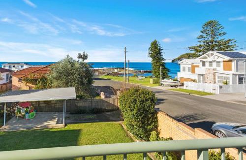 Shellharbour House | Harbourview Escape - Serene Shellharbour Family Stay