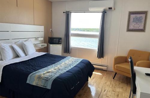 Sydney Hotel | Harbourview Inn, SureStay Collection by Best Western