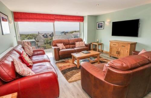 Solva House | Harmon Vale