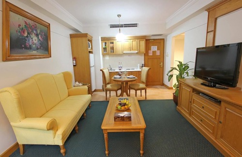 Lubuk Baja Hotel | Harmoni Suites Hotel