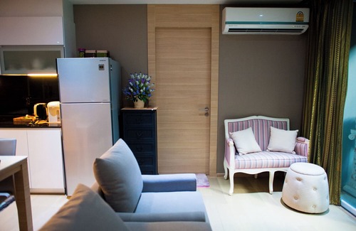 Silom Apartment | Harmonies 2 bedrooms apartment @Silom 3(BTS Saladaeng station)#1