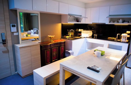 Silom Apartment | Harmonies 2 bedrooms apartment @Silom 3(BTS Saladaeng station)#1