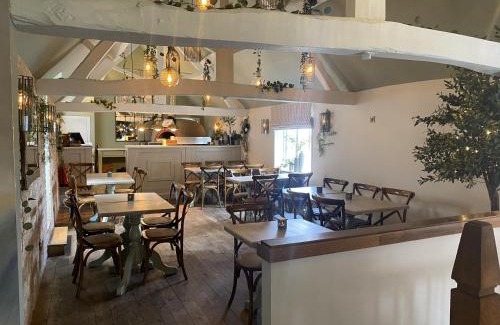 Melbourne Hotel | Harpur's of Melbourne