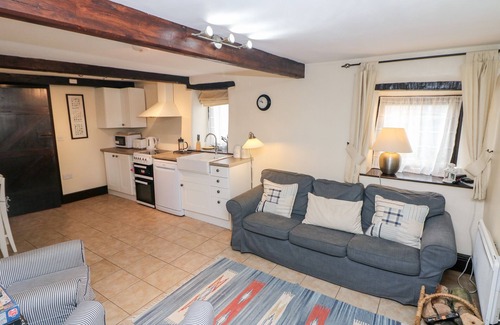 Hope Cottage | HARRY EYRE COTTAGE, pet friendly in Castleton, Peak District