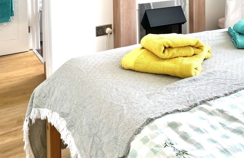 Leavesden Apartment | Harry Potter One Bedroom Apartment
