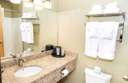 Pine Bush Hotel | Harvest Inn