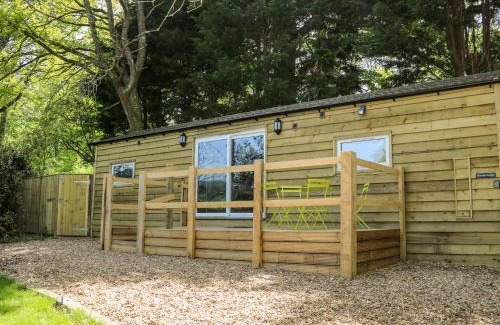 Staplefield House | Harvest Lodge