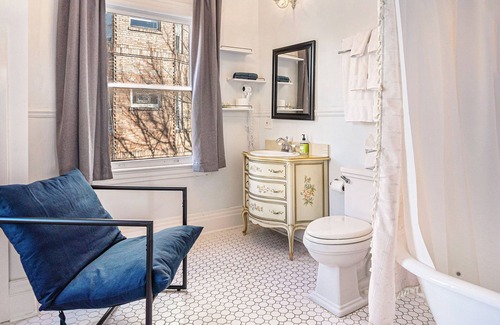 Five Points South House | Hassinger Daniels Guest House