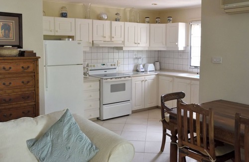 Hastings Apartment | Hastings Happy Holiday Apartment #15