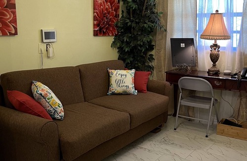 Orlovista House | Hastings Hidden Gem