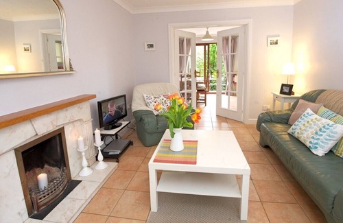 Kinsale Apartment | Hatters Garden Holiday Home