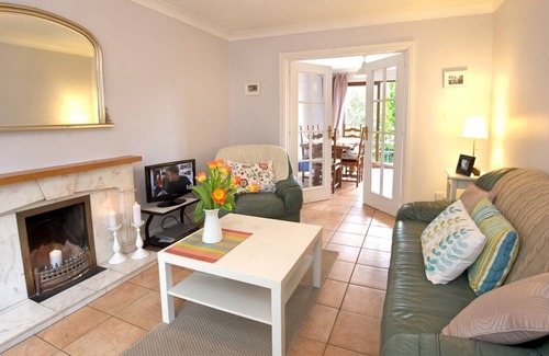 Kinsale Apartment | Hatters Garden Holiday Home