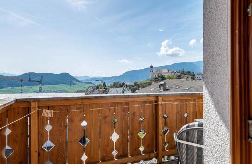 Lajen Apartment | Haus Alpenblick Apt Brunelle