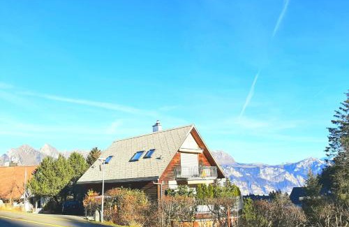Flums Apartment | Haus Alvier - CharmingStay