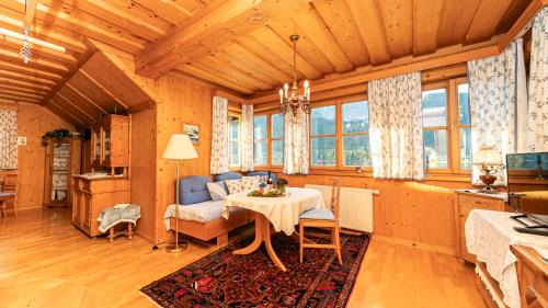 Goessl Apartment | Haus Seegarten - LANDLUFT