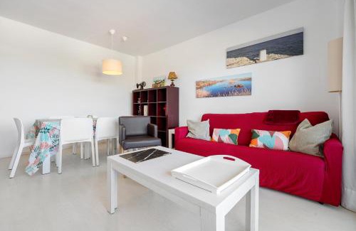 Torredembarra Apartment | Hauzify I Apartament Garbí