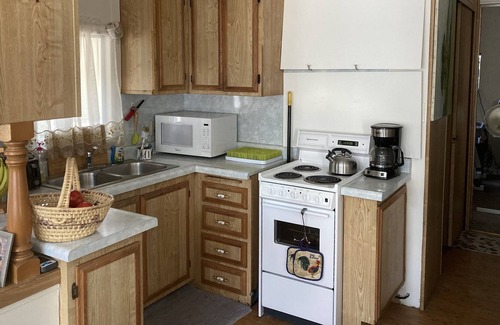 Poway House | Have the Place to Yourself(with our cat)D ecember1st to 7th