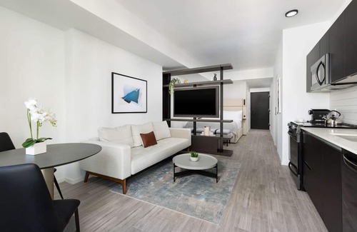 Downtown Miami Hotel | Haven of Relaxation! 4 Bay View Studios w/Kitchen, Pets Allowed, Outdoor Pool!