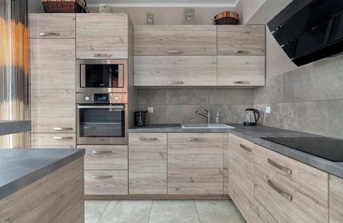 Stare Miasto District Apartment | Hawelańska 6A | Poznań | Spacious Apartment with Parking&AC