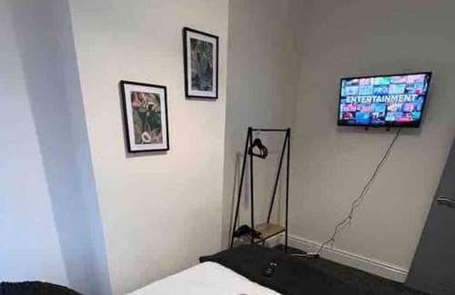 Golborne House | Haydock Gold By Primestay