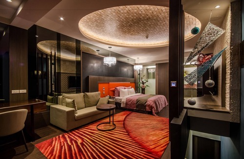 Xitun District House | HE&LE Design Hotel