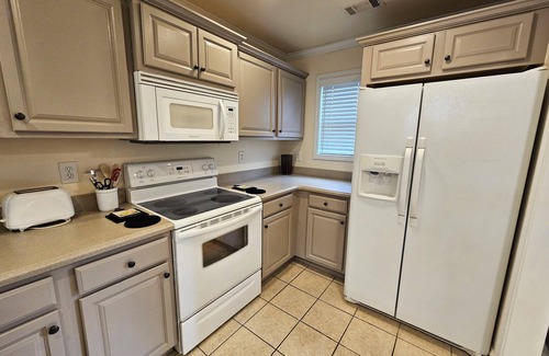 Helen Condo | Heart of Helen Condo located in downtown Helen GA just minutes from everything.