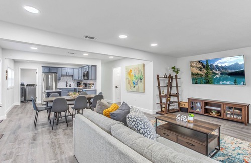 Corridor South House | Heart of OKC, Paseo & Asian District w/4BR & 3BA