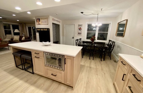 Downtown Park City Condo | Heart Of Old Town Renovated 3-Bdrm Walk To Everything Main St Town Lift HOT TUB!