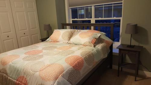 Traverse City House | Heart of Traverse City Condo near Hospital