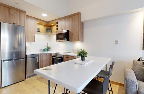 Sun Peaks Hotel | Hearthstone Lodge #332