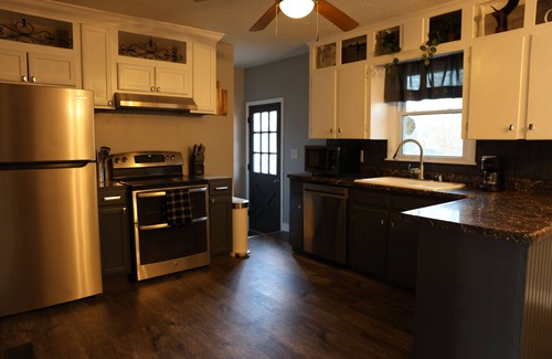 Sugar Creek House | Heartland Haven in Kansas City/Independence Area: Pet Friendly &Newly Remodeled!