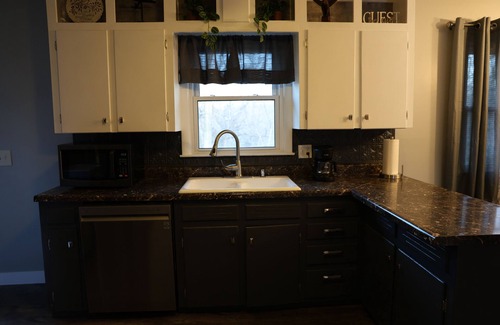 Sugar Creek House | Heartland Haven in Kansas City/Independence Area: Pet Friendly &Newly Remodeled!