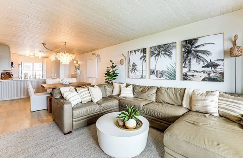 Palma del Mar Condo | Heated Pool Access: Bayfront Isla Del Sol Condo