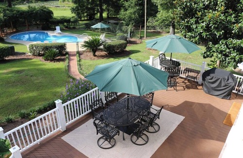 Tallahassee House | Heated Pool on 9 Parklike Acres | Reunions and Gatherings