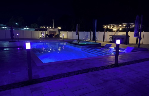 Greater Northdale House | Heated Pool Royale Haven in Tampa n3 bedroom house private resort-style retreat!