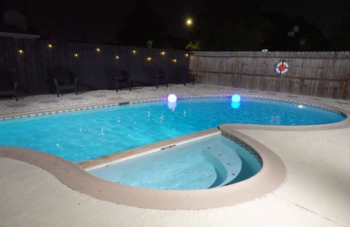 Meadows Place House | Heated private pool at The Stafford Oasis!