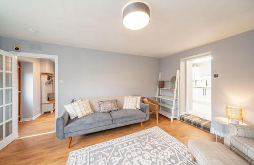 Perth House | Heatherwood Cottage