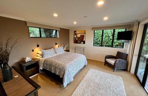 Bombay Bed & Breakfast | Heaven's Rest B&B