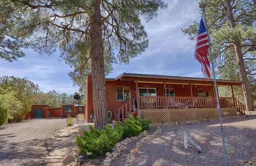 Overgaard Cabin | Heber in the Woods/Hot Tub/4% wkly discount/Hiking