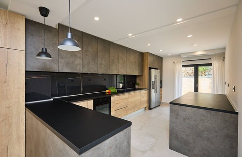 Pile Villa | Hedera Estate, Villa Hedera