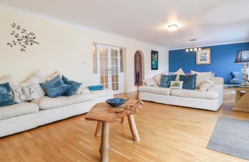 Barrowby House | Hedgefield House