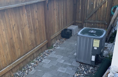 Helena House | Helena Townhouse next to Skelton Park (Dog and kid friendly)